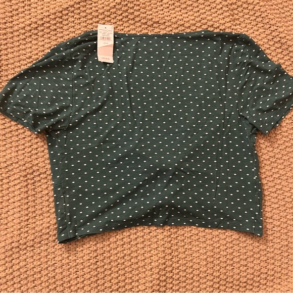 American Eagle New with Tags, Polka Dot Green Bow open front shirt - Medium - Picture 2 of 2